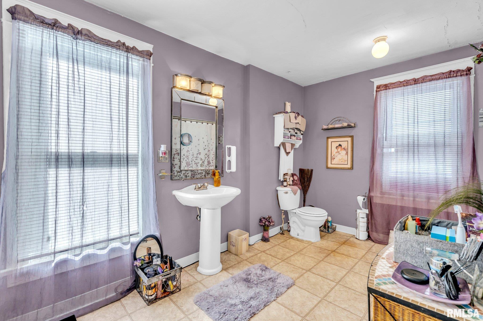 902 44th Street Rock Island, IL 61201 - Photo 16 of 23