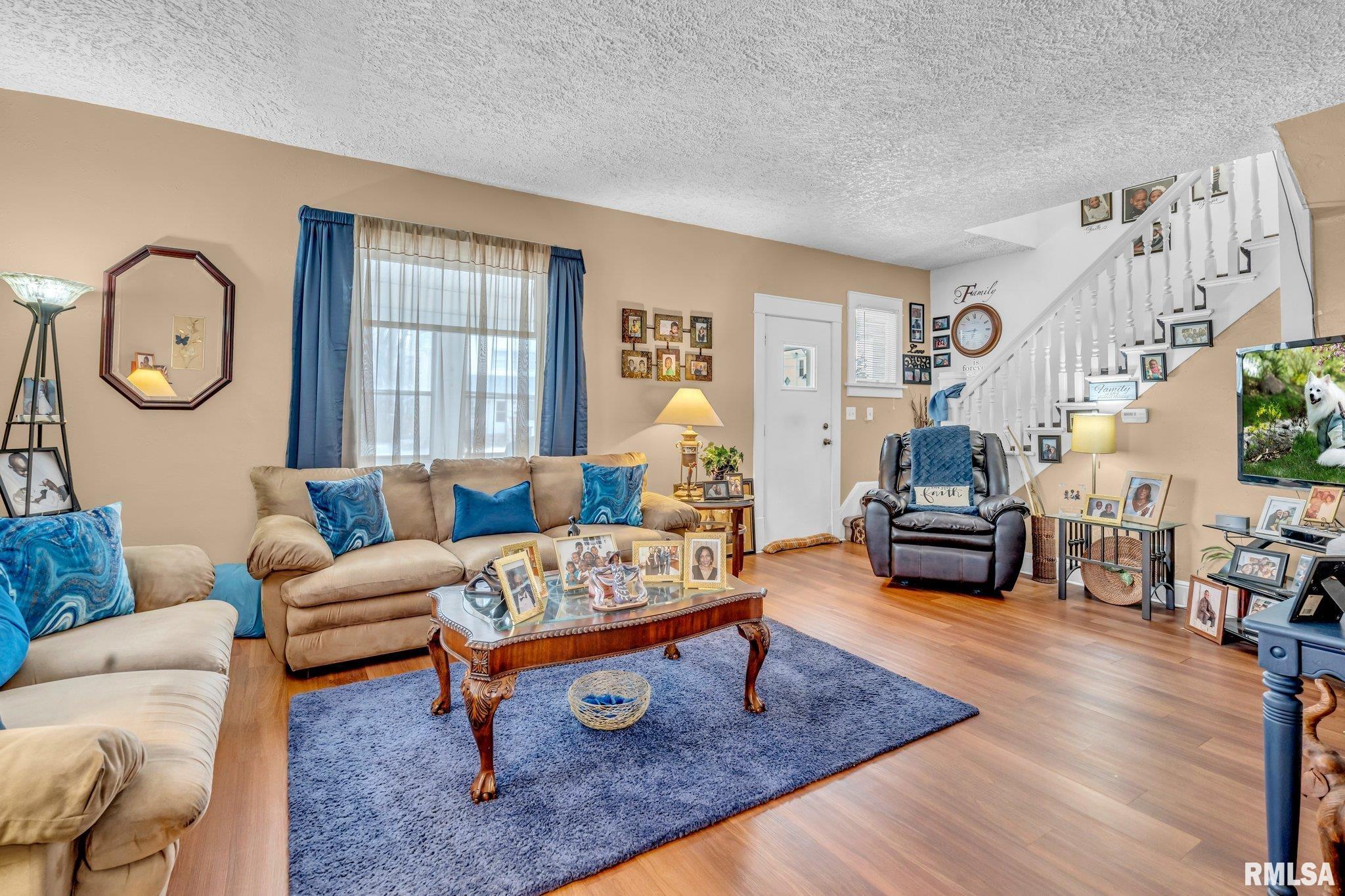 902 44th Street Rock Island, IL 61201 - Photo 4 of 23