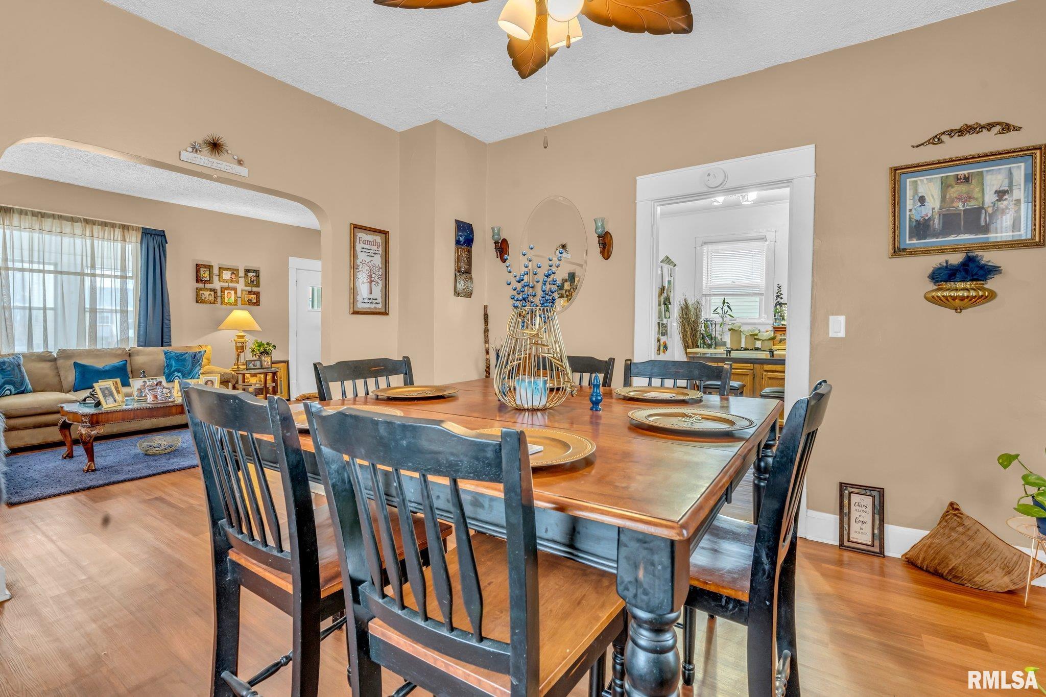 902 44th Street Rock Island, IL 61201 - Photo 8 of 23