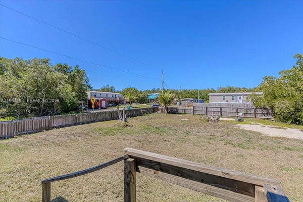 $250,000 | 25 Plantation Drive, Everglades City, FL 34139