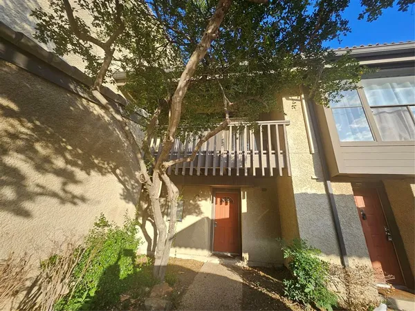 $1,950 | 4535 North O'Connor Road, Unit 1214, Irving, TX 75062