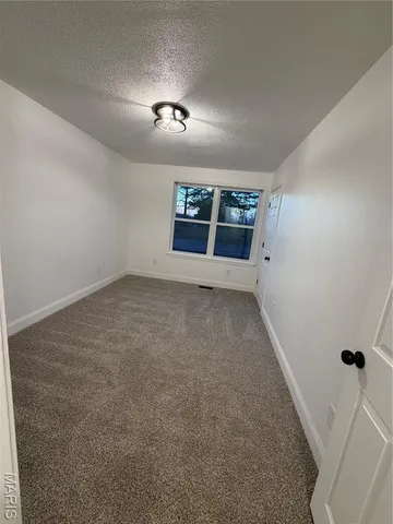 $325,000 | 1910 Tinhouse Road, Hillsboro, MO 63050