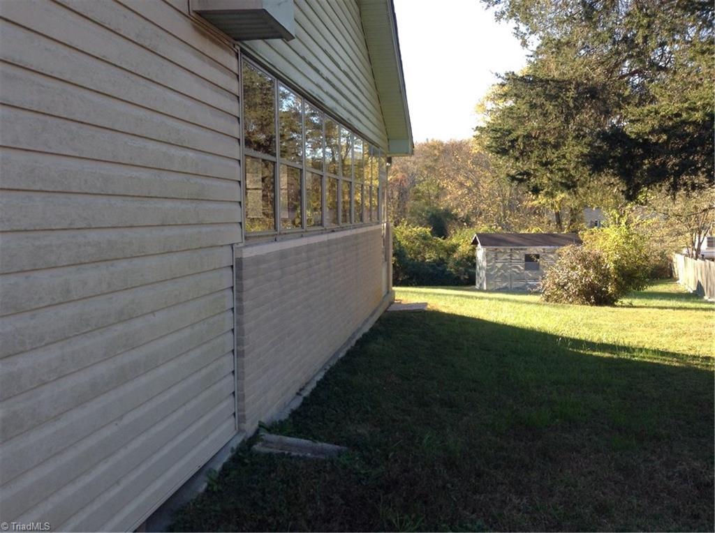324 Belton Road Mount Airy, NC 27030 - Photo 10 of 26 Gallery Image 10