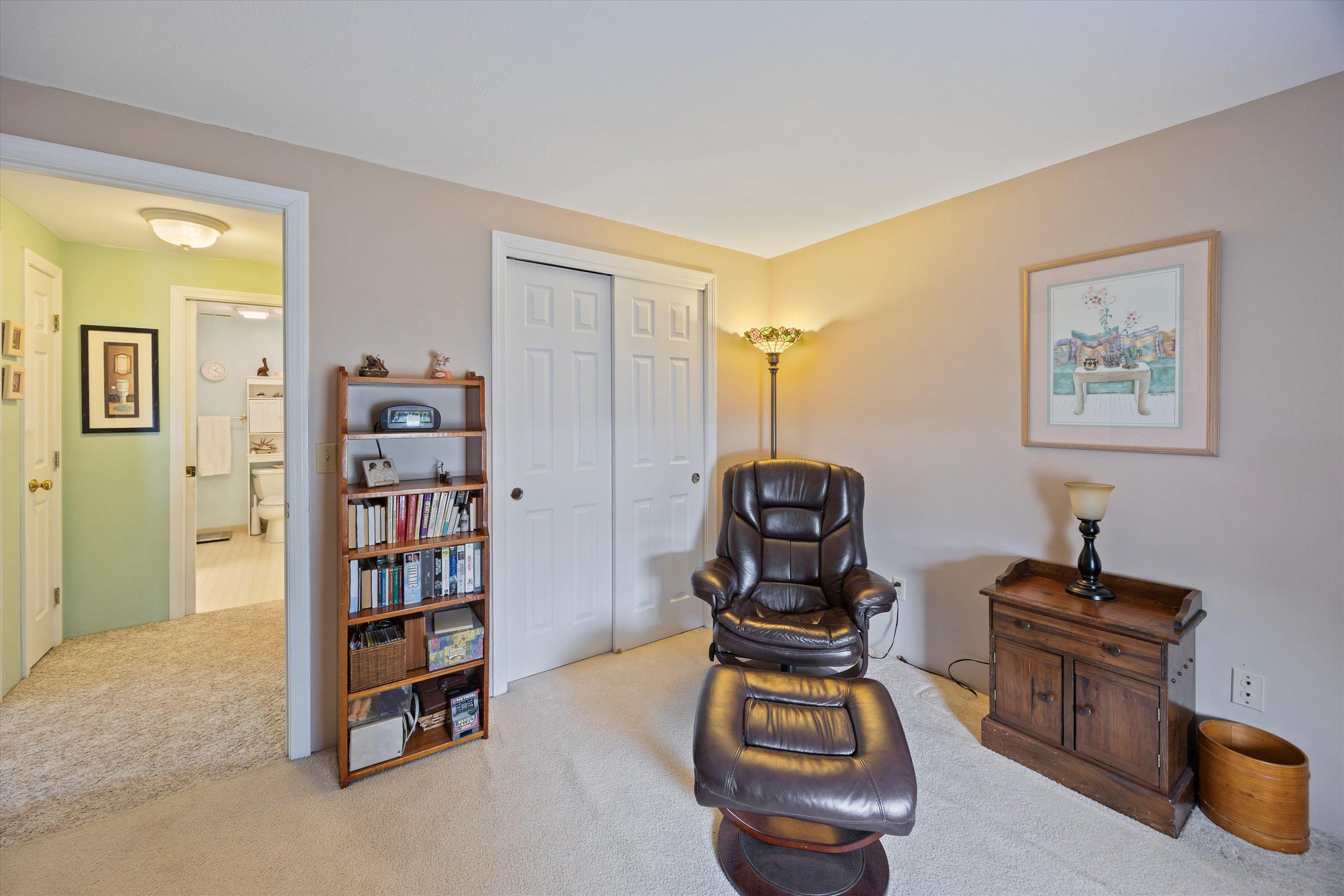 491 Mammoth Road, Unit 26 Londonderry, NH 03053 - Photo 24 of 33