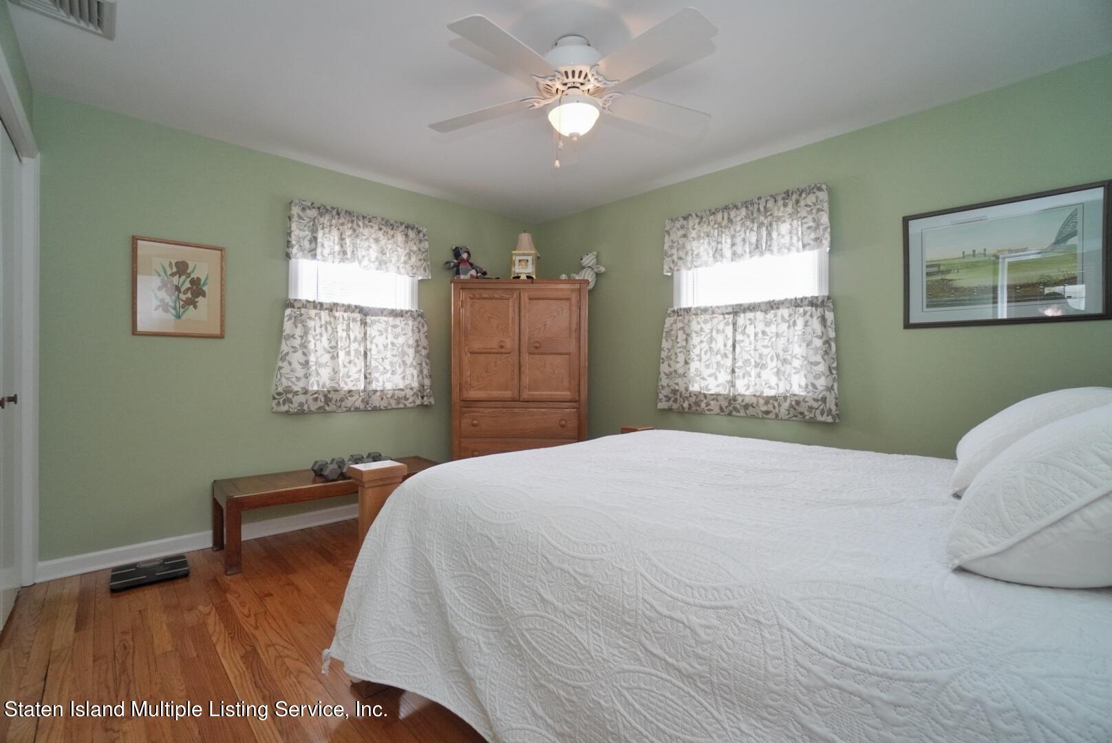 362 Willowbrook Road Staten Island, NY 10314 - Photo 13 of 26 362 Willowbrook Road