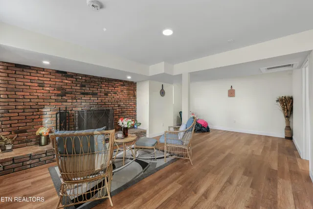 $349,900 | 790 Sulphur Springs Road, Clinton, TN 37716