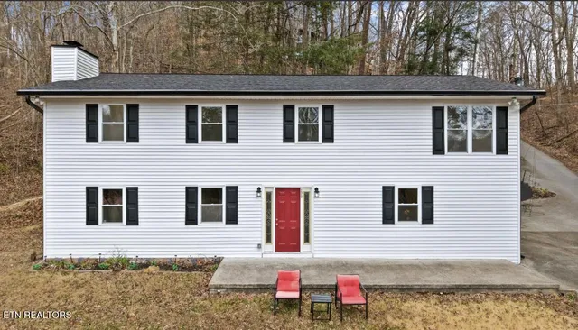 $349,900 | 790 Sulphur Springs Road, Clinton, TN 37716