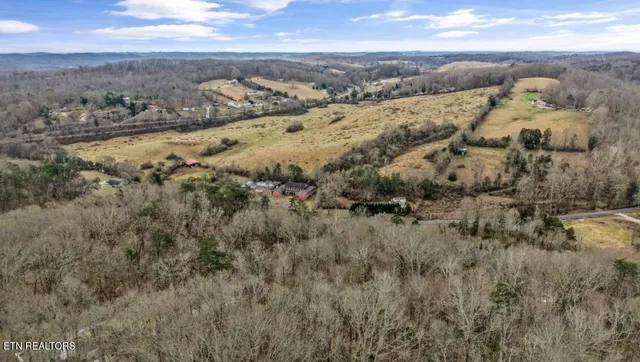 $349,900 | 790 Sulphur Springs Road, Clinton, TN 37716