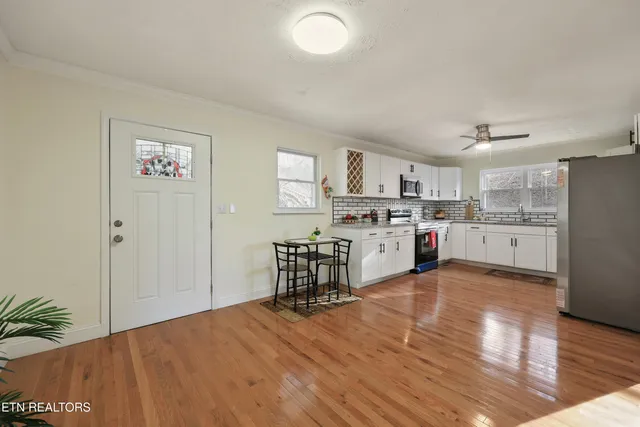 $349,900 | 790 Sulphur Springs Road, Clinton, TN 37716