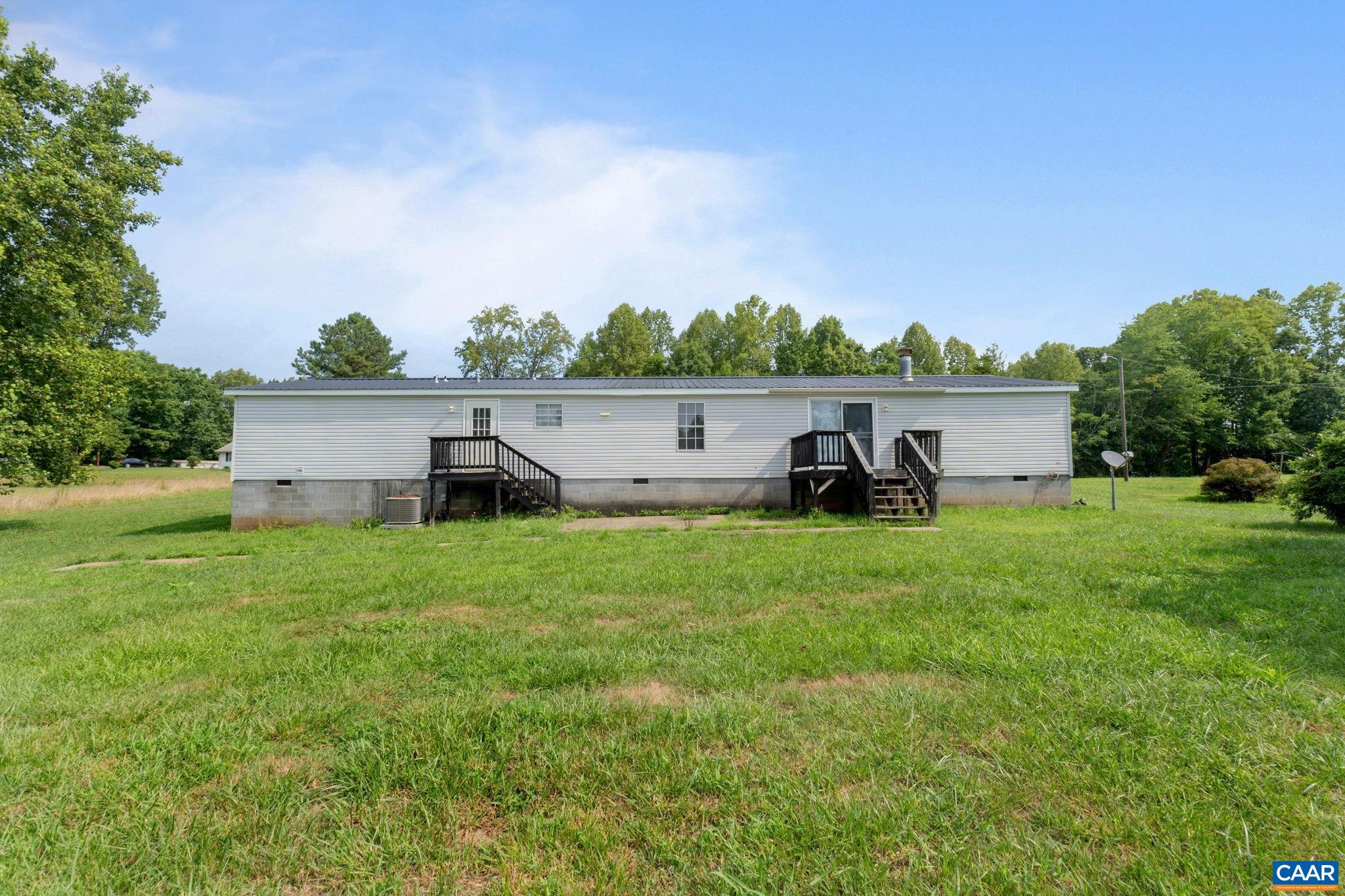 1990 Seven Eleven Road Cumberland, VA 23040 - Photo 5 of 21 a house view with a garden space