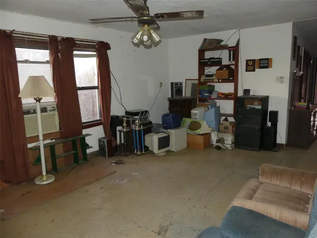 $135,000 | 1051 Parker Dairy Road, Forestburg, TX 76239