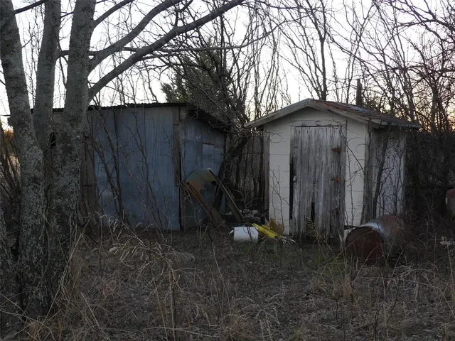 $135,000 | 1051 Parker Dairy Road, Forestburg, TX 76239