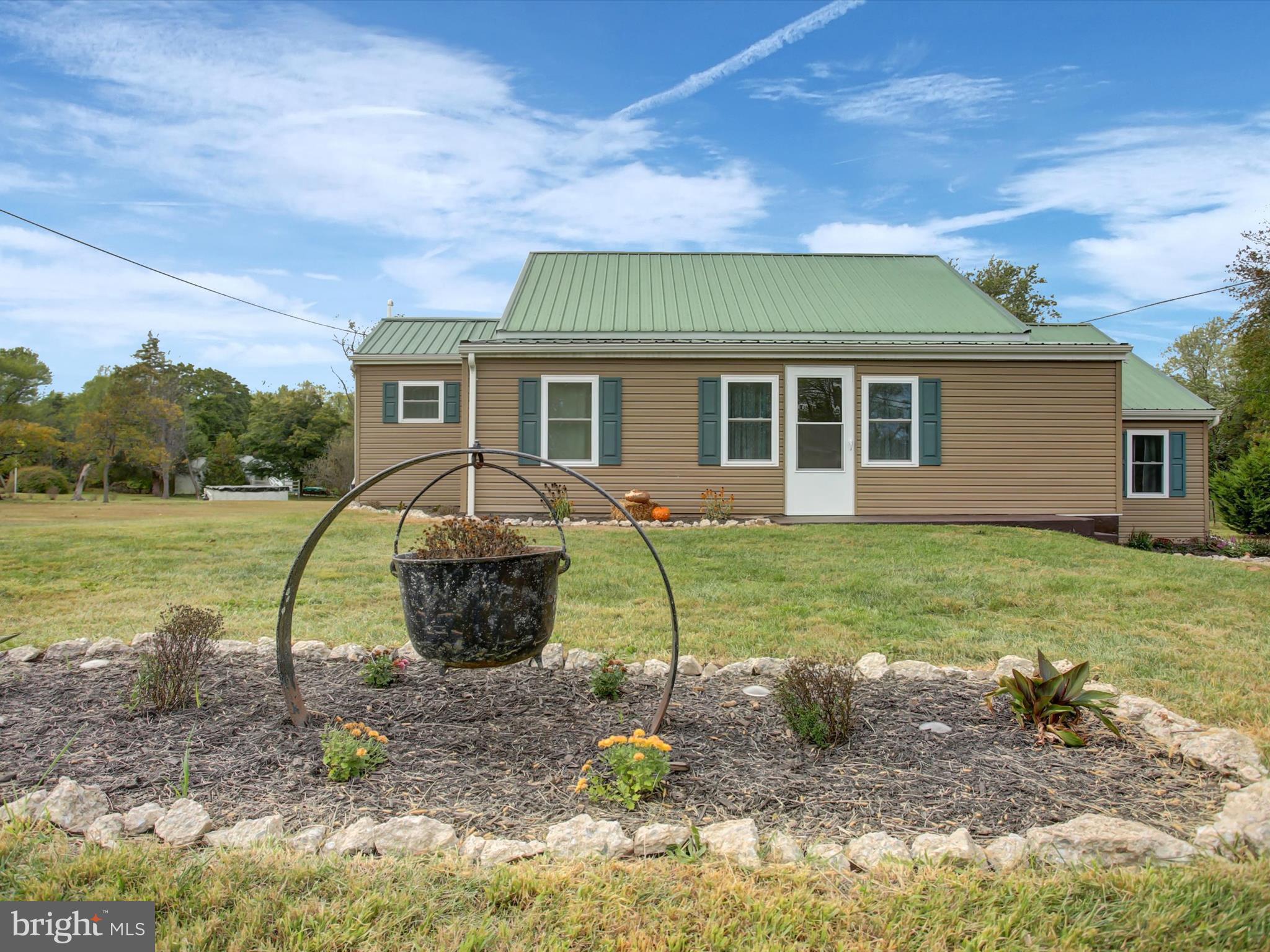3043 Emmitsburg Road Gettysburg, PA 17325 - Photo 41 of 48 a front view of a house with a yard