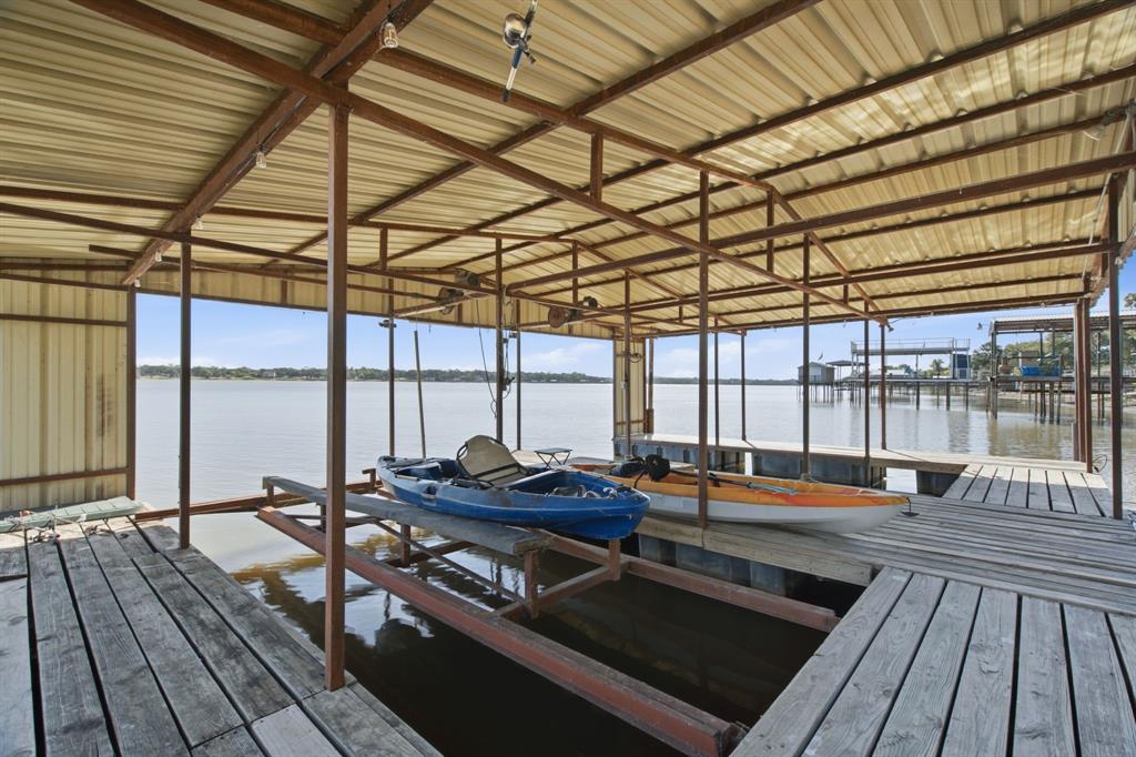 7170 Briar Road, Unit 1 Azle, TX 76020 - Photo 17 of 21 Gallery Image 17