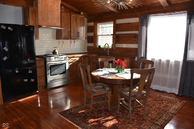 $530,000 | 6271 County Road 1100 North, Mooresville, IN 46158