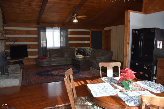 $530,000 | 6271 County Road 1100 North, Mooresville, IN 46158