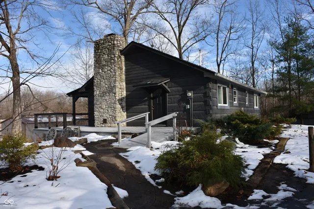 $530,000 | 6271 County Road 1100 North, Mooresville, IN 46158