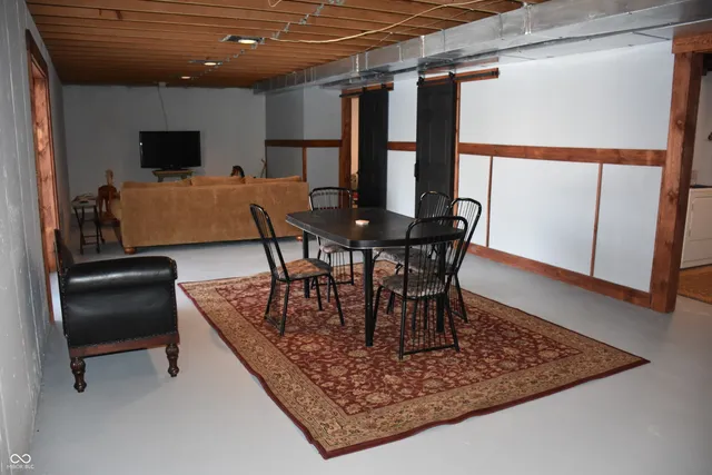 $530,000 | 6271 County Road 1100 North, Mooresville, IN 46158