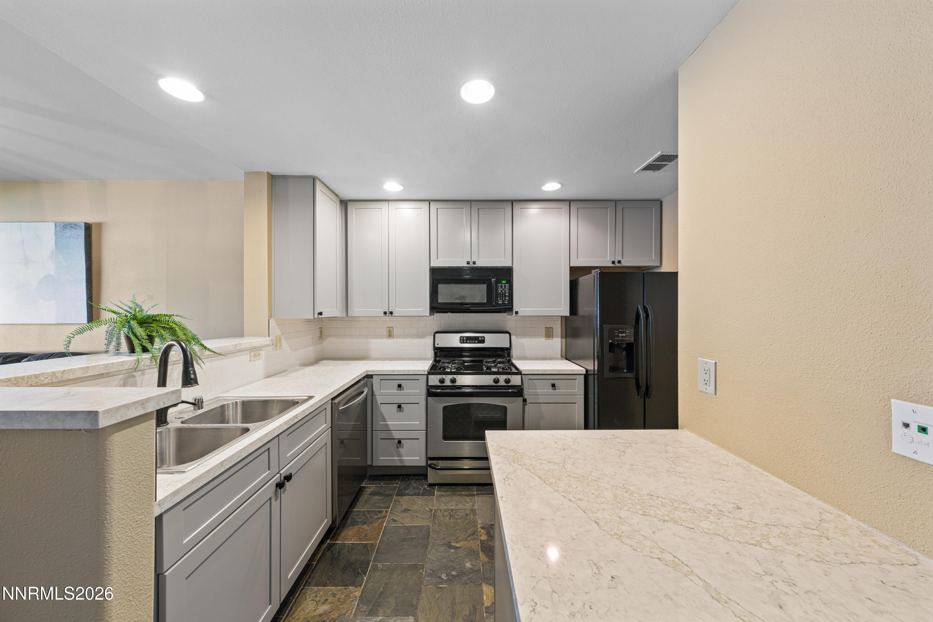 900 South Meadows Parkway, Unit 1313 Reno, NV 89521 - Photo 7 of 48 A7V04372