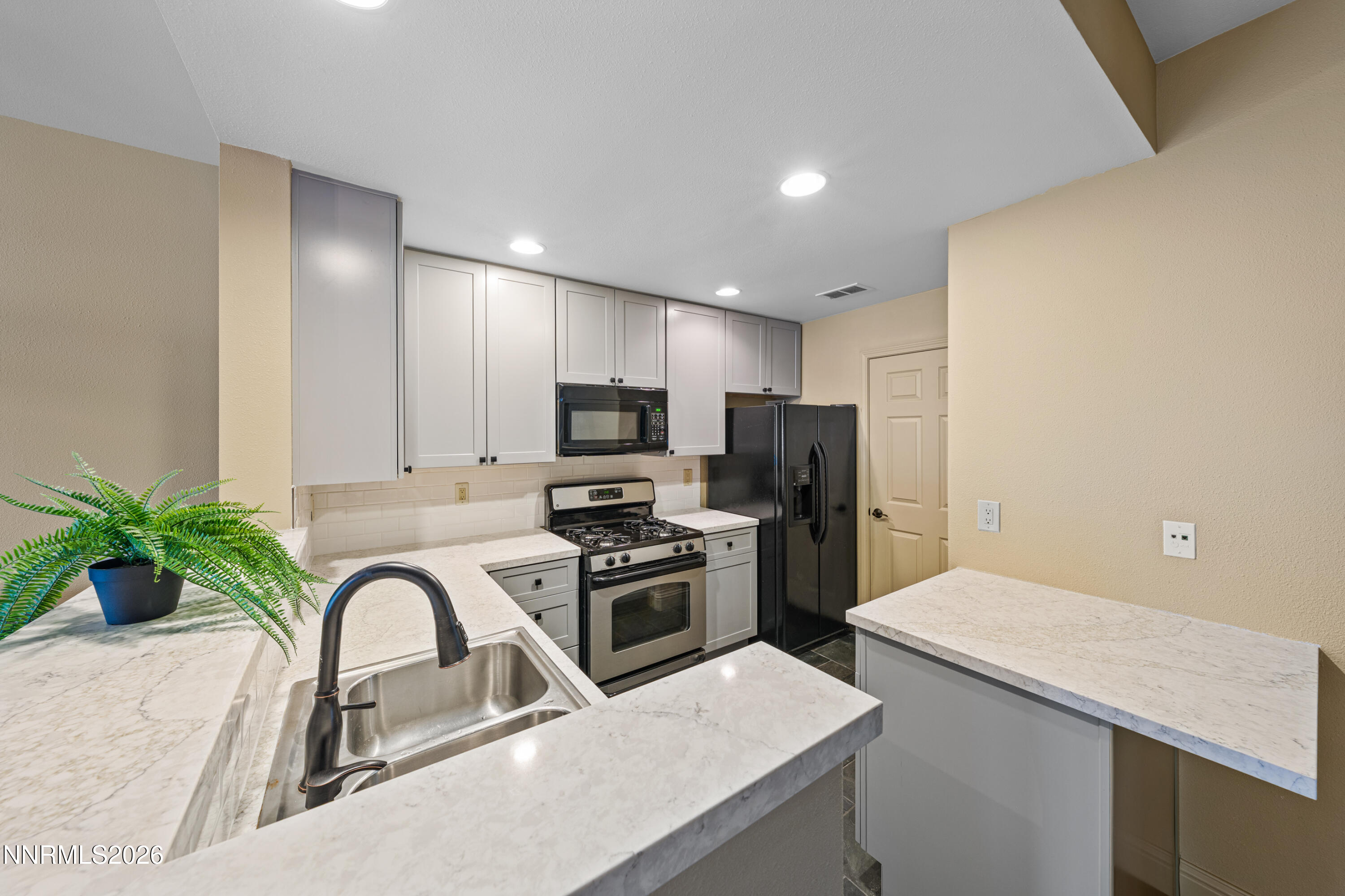 900 South Meadows Parkway, Unit 1313 Reno, NV 89521 - Photo 8 of 48 A7V04377