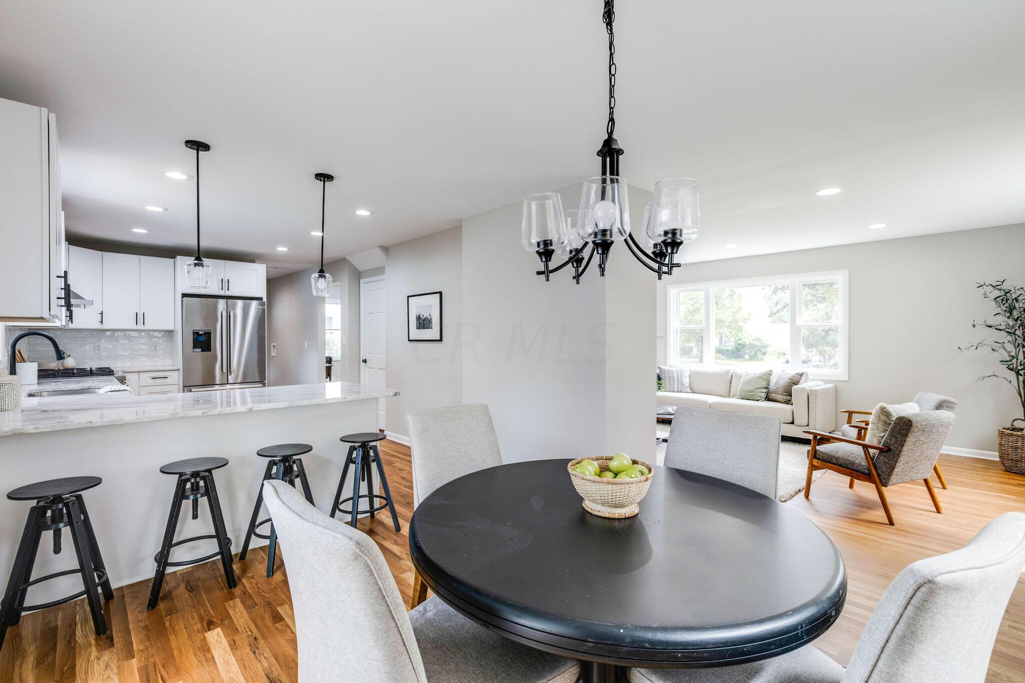 2791 Chester Road Upper Arlington, OH 43221 - Photo 8 of 35 Dining-Kitchen