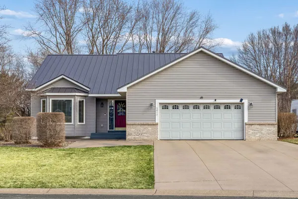 $440,000 | 2617 Burl Oak Curve, Hudson, WI 54016