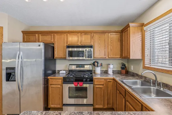 $440,000 | 2617 Burl Oak Curve, Hudson, WI 54016
