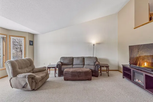 $440,000 | 2617 Burl Oak Curve, Hudson, WI 54016