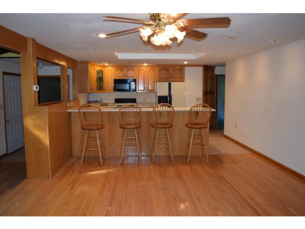 18 Castle Hill Road Pelham, NH 03076 - Photo 3 of 9