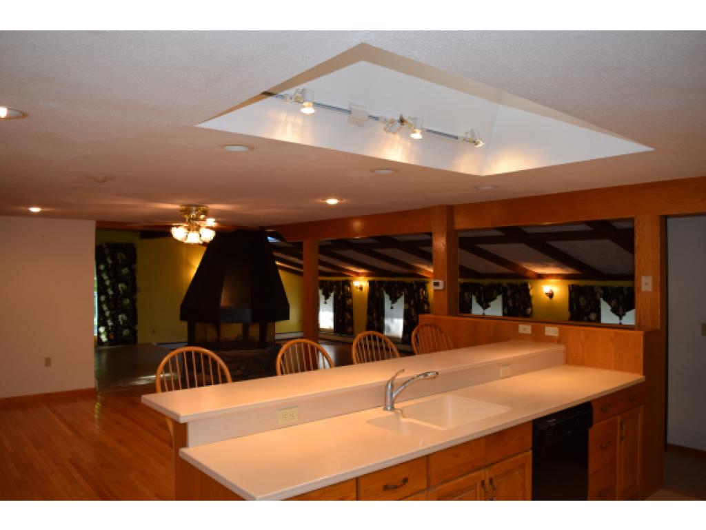 18 Castle Hill Road Pelham, NH 03076 - Photo 5 of 9