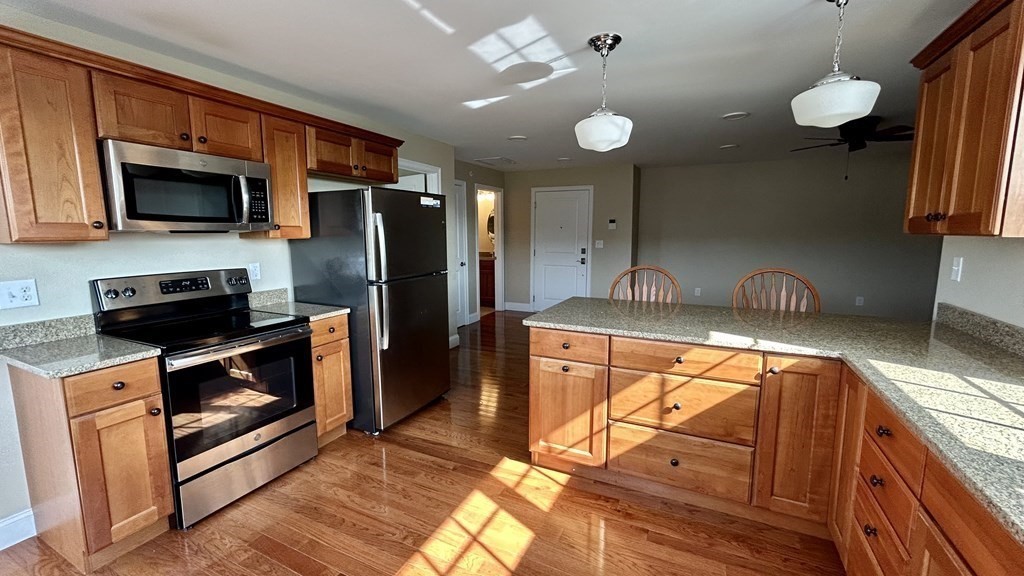 18 Eagle Nest Road, Unit 551 Clinton, MA 01510 - Photo 4 of 19 Gallery Image 4
