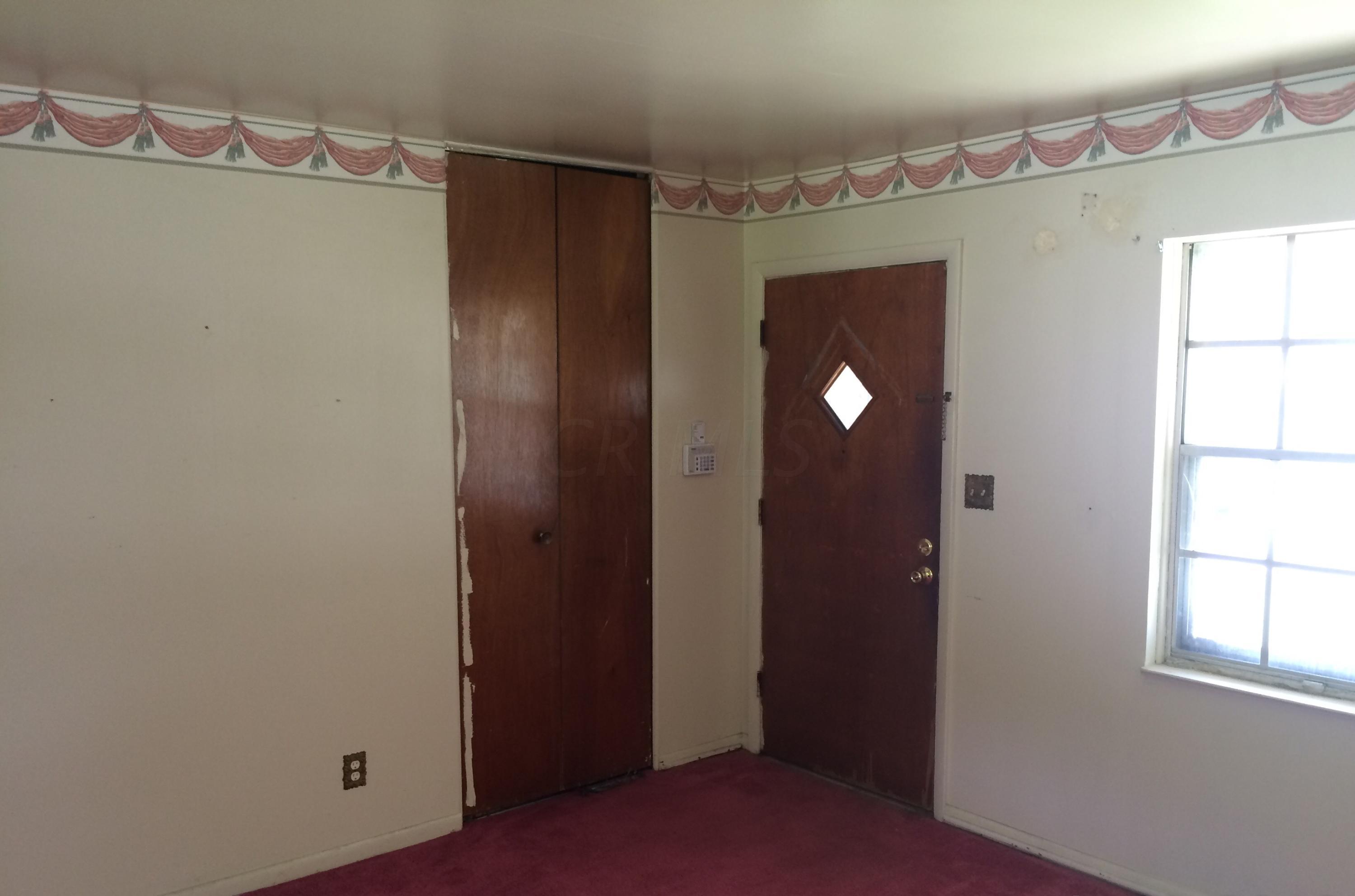 1200 Watkins Road Columbus, OH 43207 - Photo 3 of 13 Gallery Image 3
