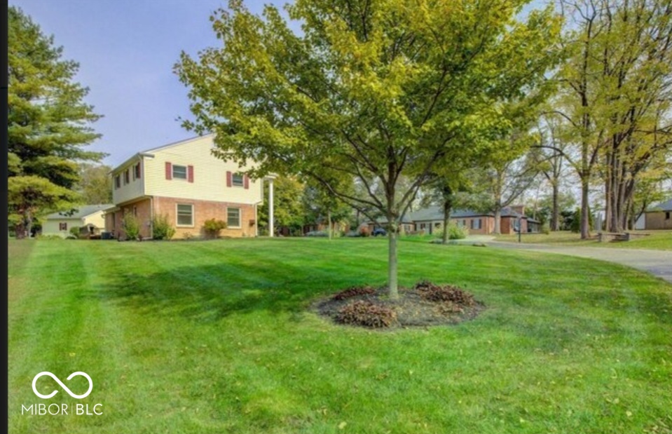 1021 Spring Hill Road Shelbyville, IN 46176 - Photo 4 of 59 Gallery Image 4
