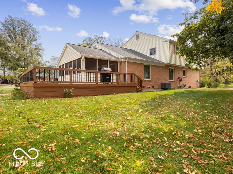 1021 Spring Hill Road Shelbyville, IN 46176 - Photo 7 of 59 Gallery Image 7