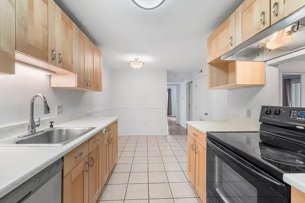 $414,900 | 2 Walden Drive, Unit 2, Natick, MA 01760