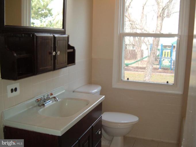9262 Taney Road Manassas, VA 20110 - Photo 9 of 10 Bath #1