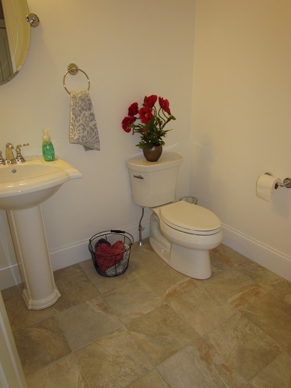 78 Jordan Road Holden, MA 01520 - Photo 16 of 17 Gallery Image 16