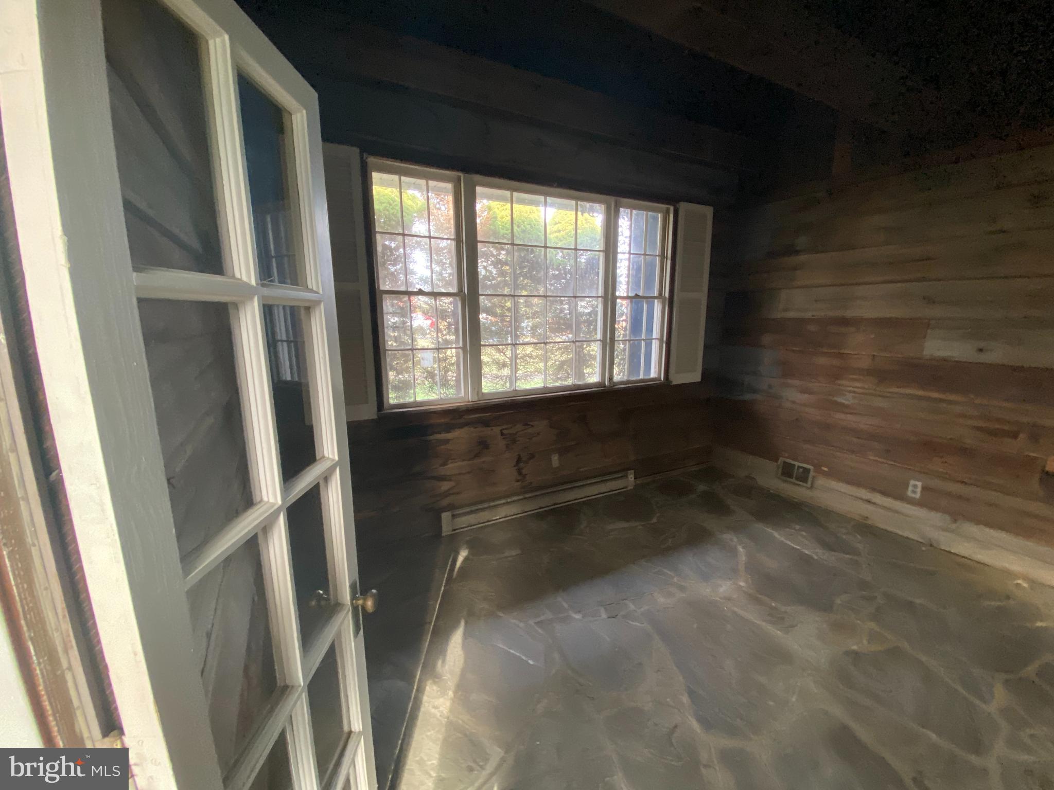 1906 Longmead Road Silver Spring, MD 20906 - Photo 7 of 24 Gallery Image 7