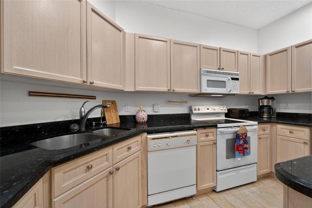 1050 Starkey Road, Unit 509 Largo, FL 33771 - Photo 16 of 78