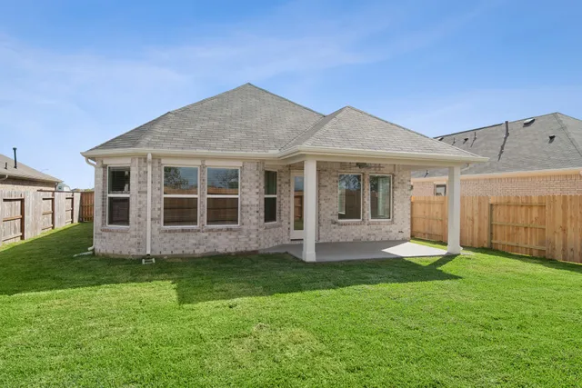 $299,990 | 3306 Elm Br Drive, Rosenberg, TX 77471