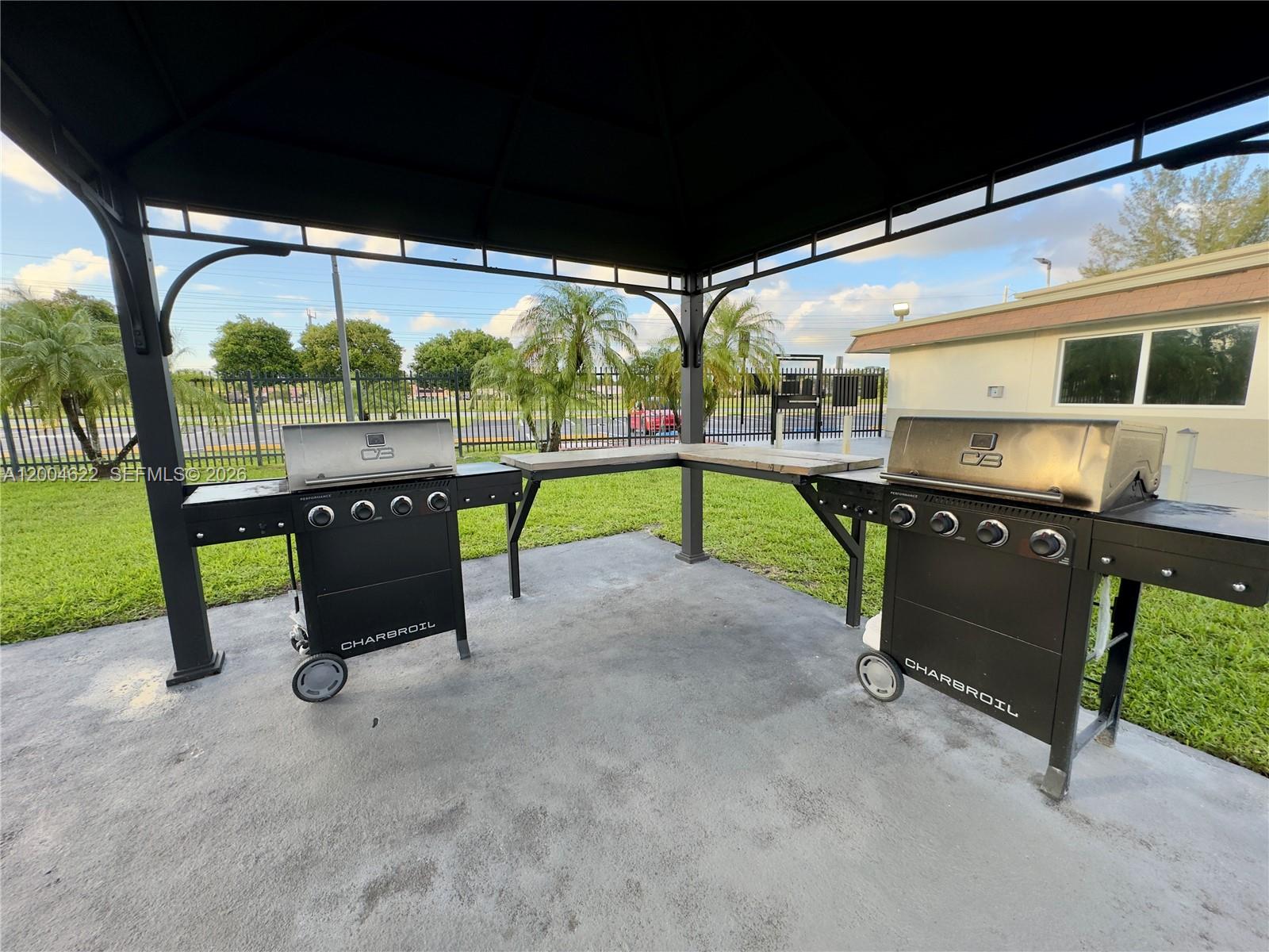 8102 Northwest 96th Terrace Tamarac, FL 33321 - Photo 43 of 51