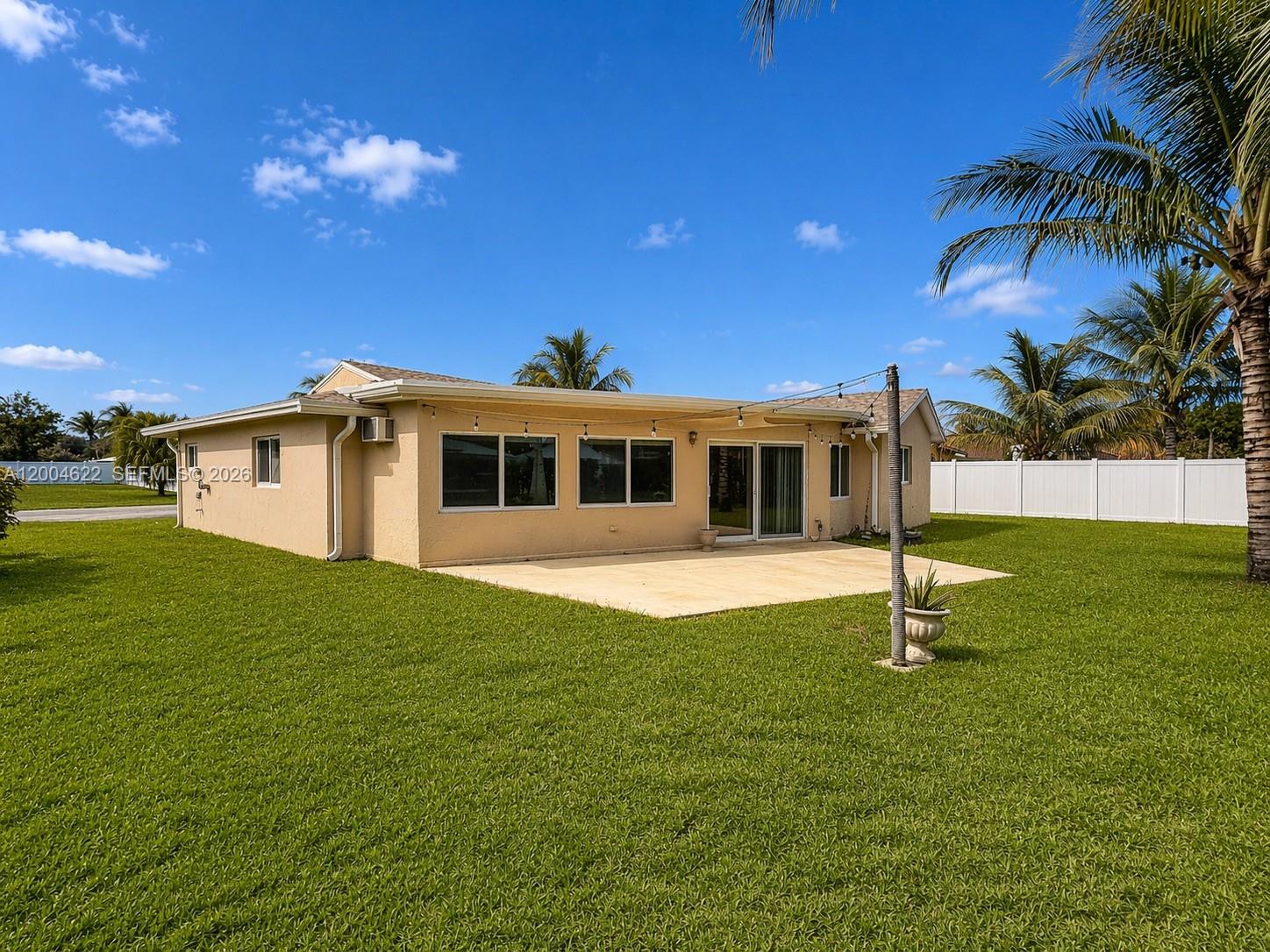 8102 Northwest 96th Terrace Tamarac, FL 33321 - Photo 8 of 51