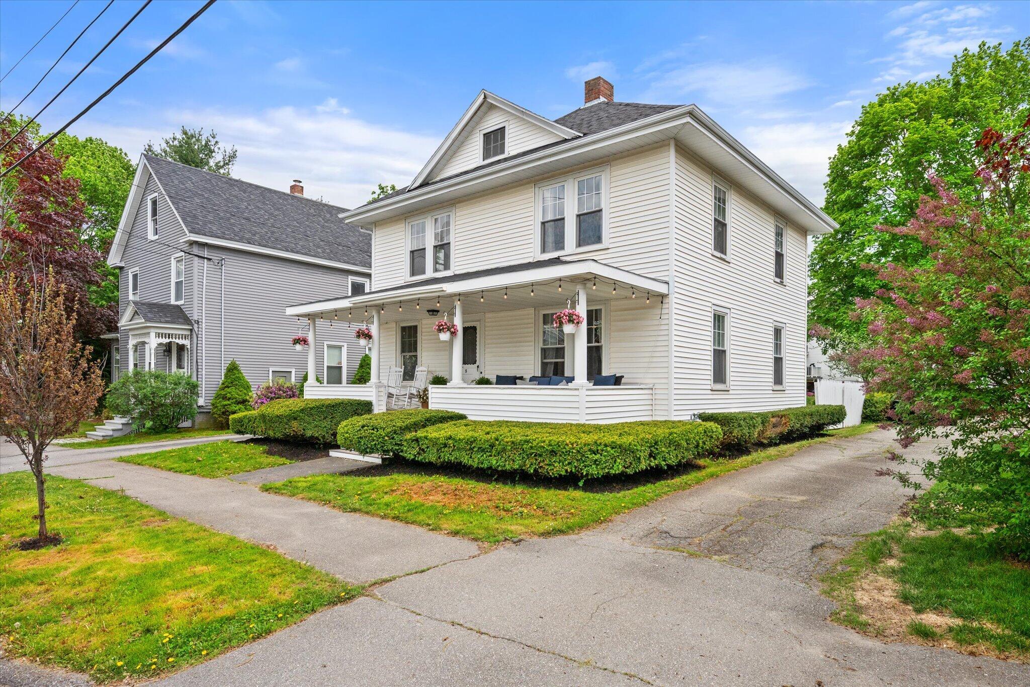 5 Boutelle Road Bangor, ME 04401 - Photo 2 of 43 5 Boutelle Rd
