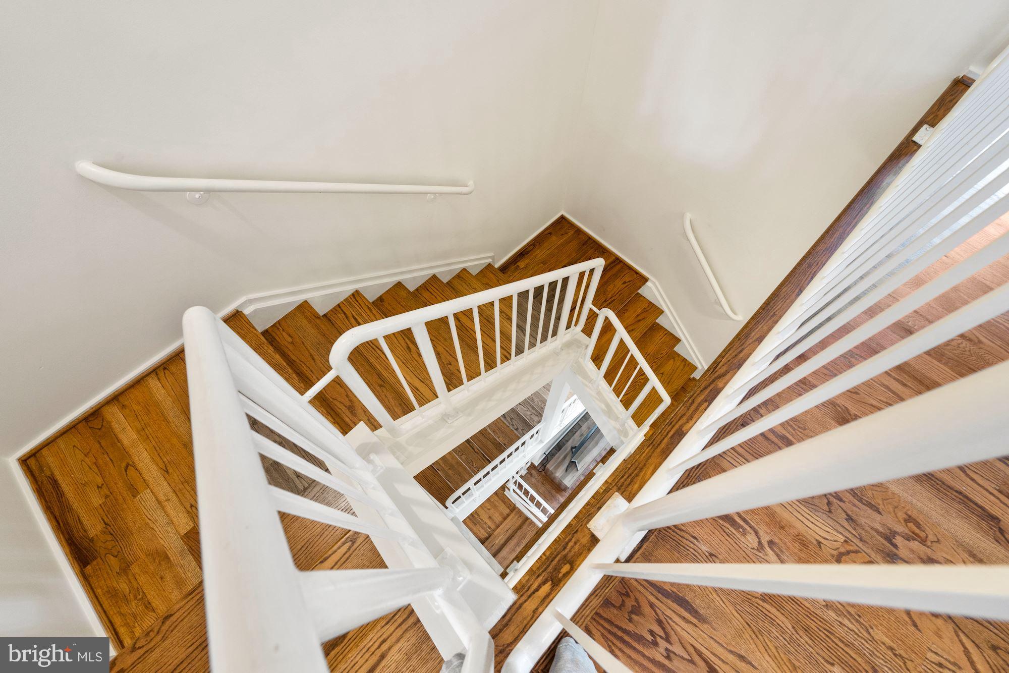 1618 North Rhodes Street Arlington, VA 22209 - Photo 28 of 33