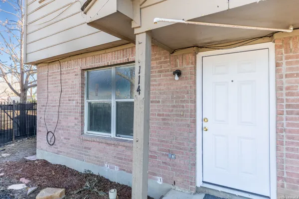 $1,100 | 114 Garner Street, San Antonio, TX 78237