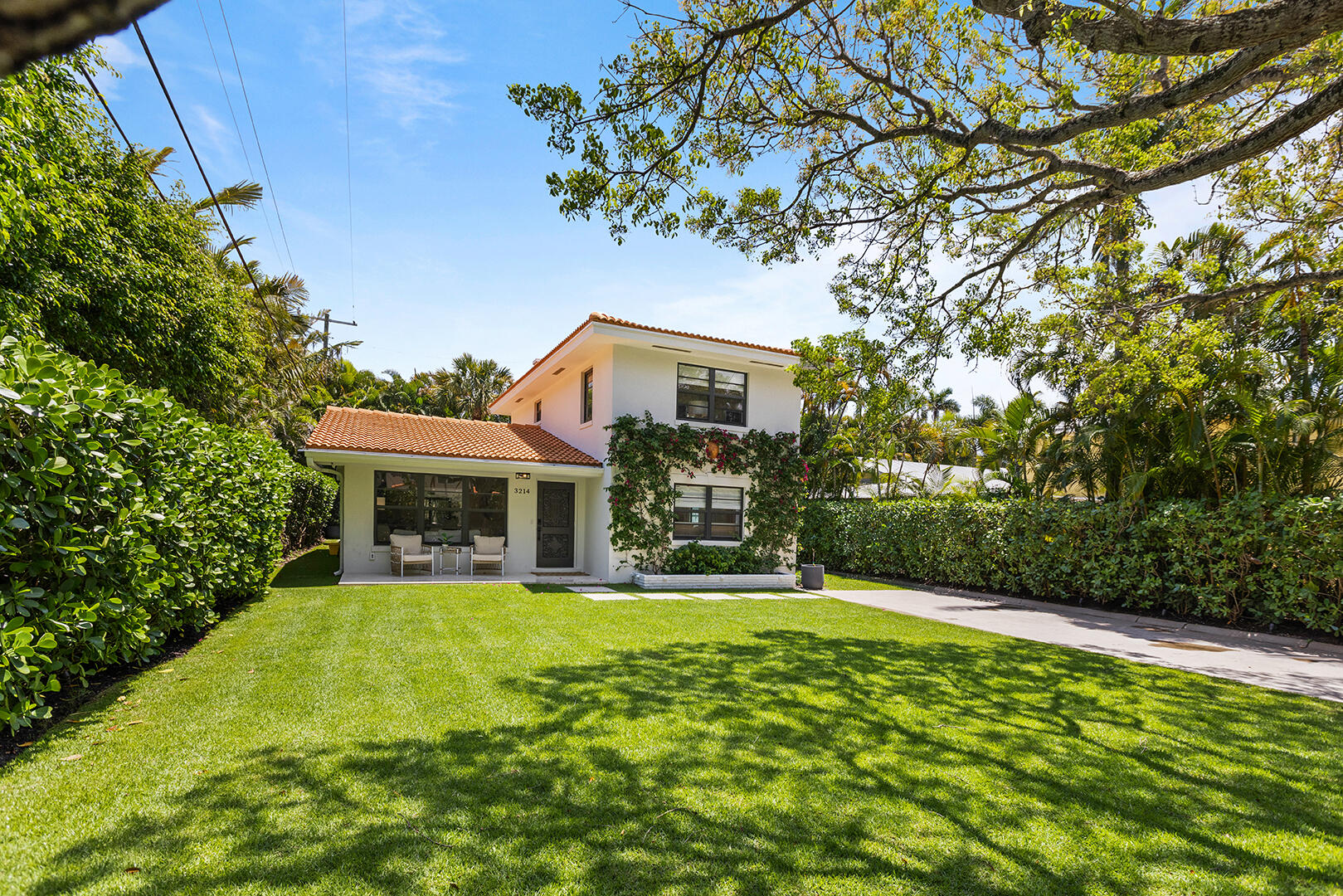 3214 Washington Road West Palm Beach, FL 33405 - Photo 5 of 47 5