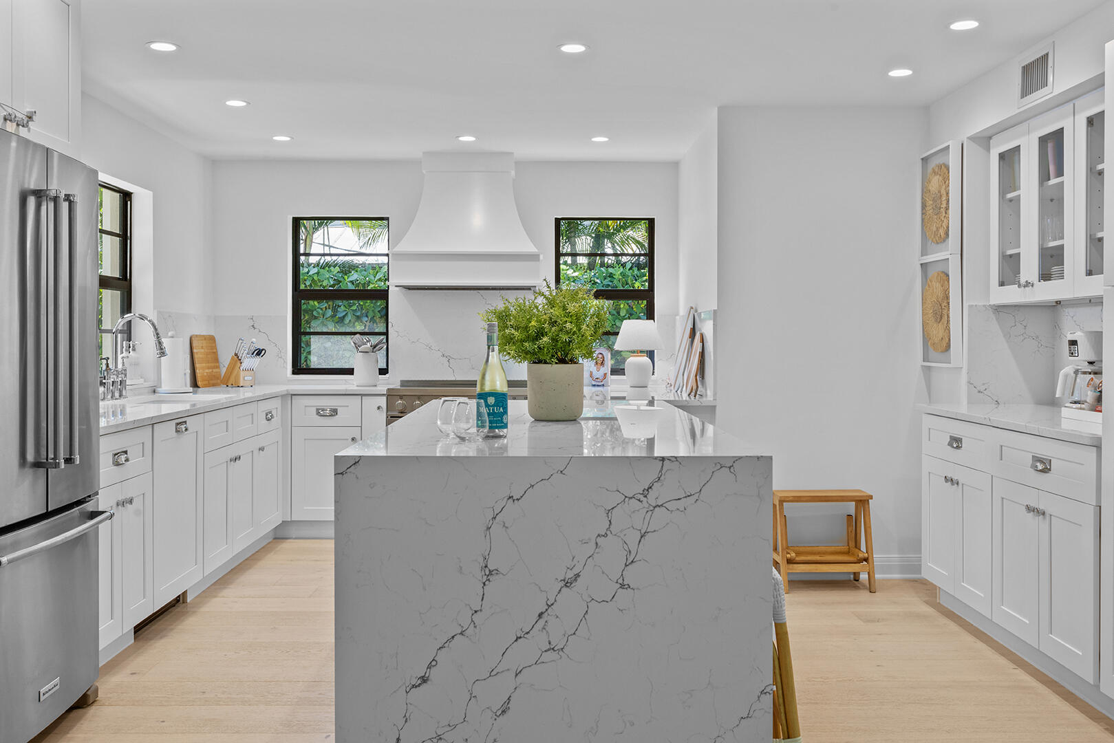 3214 Washington Road West Palm Beach, FL 33405 - Photo 7 of 47 7