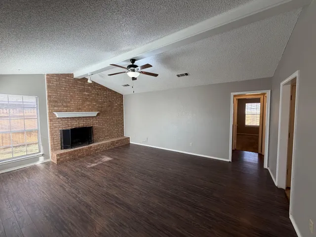 $1,250 | 5828 2nd Street, Lubbock, TX 79416