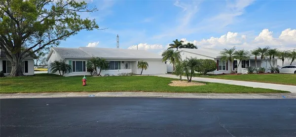 $425,000 | 3585 93rd Avenue North, Pinellas Park, FL 33782