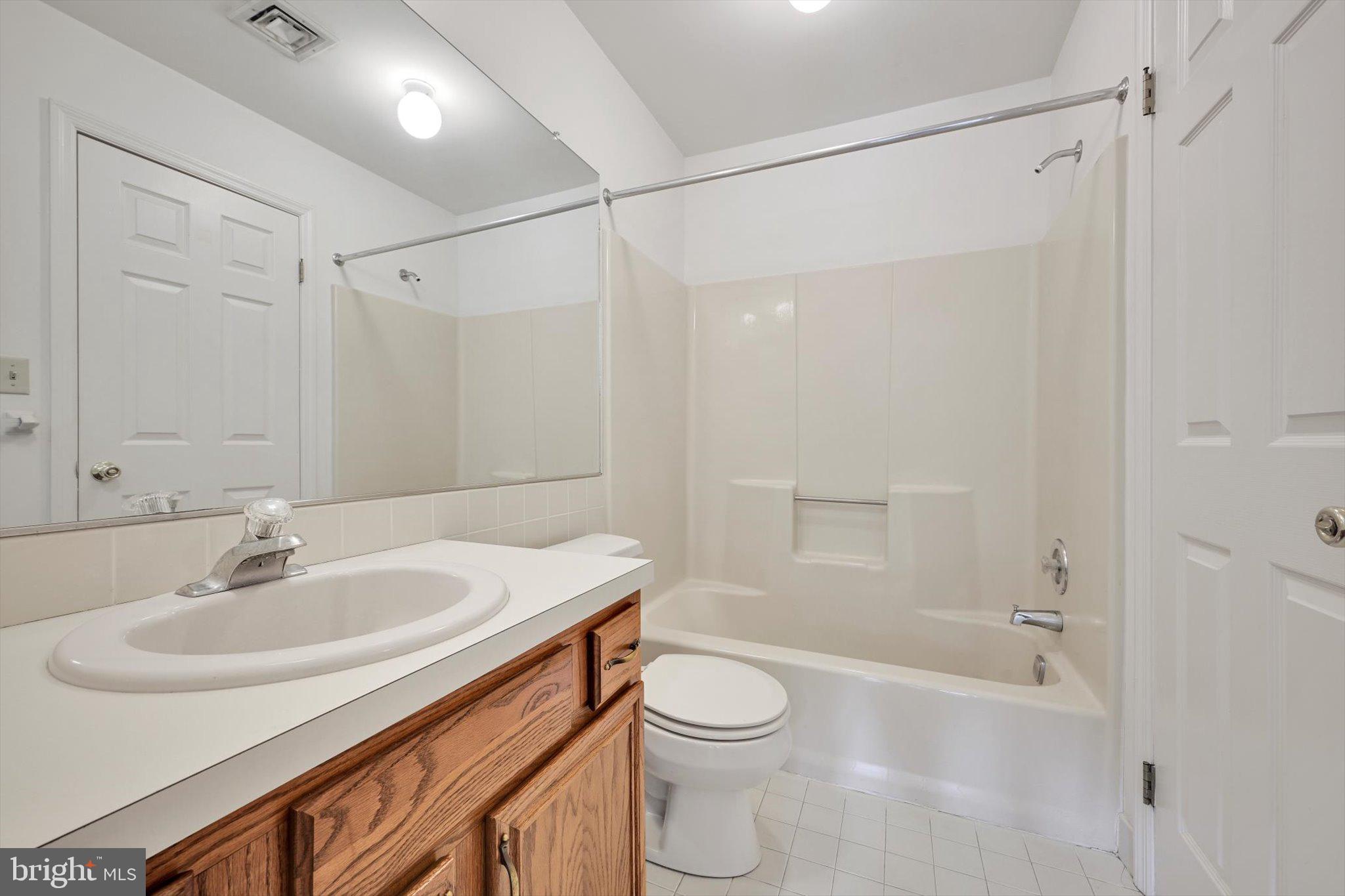 18 Tanglewood Drive Reading, PA 19607 - Photo 23 of 27